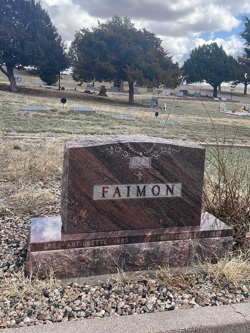 Antionette Faimon's grave. Photo 2