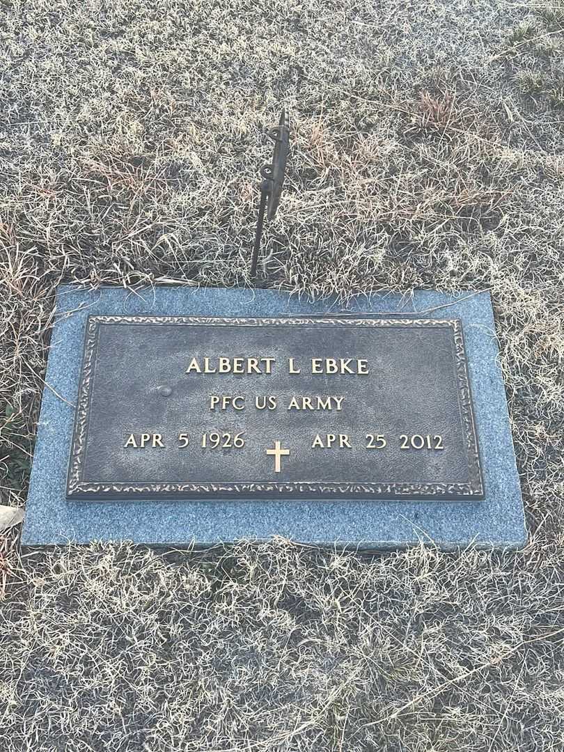Albert Lee Ebke's grave. Photo 3
