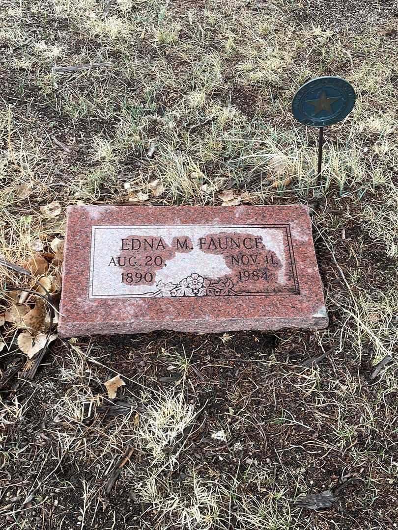 Edna M. Faunce's grave. Photo 3