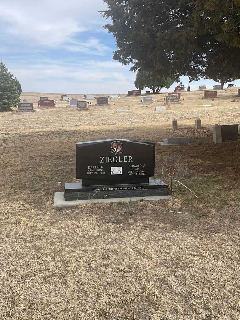 Edward J. "Ed" Ziegler's grave. Photo 1