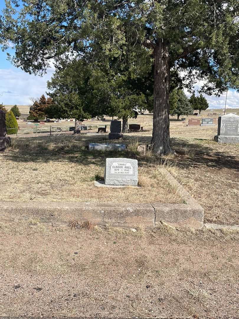 Mary Abel Hansen's grave. Photo 3