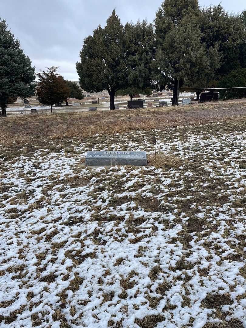 Donald James Nelson's grave. Photo 1
