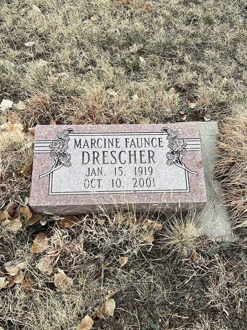 Marcine Faunce Drescher's grave. Photo 3