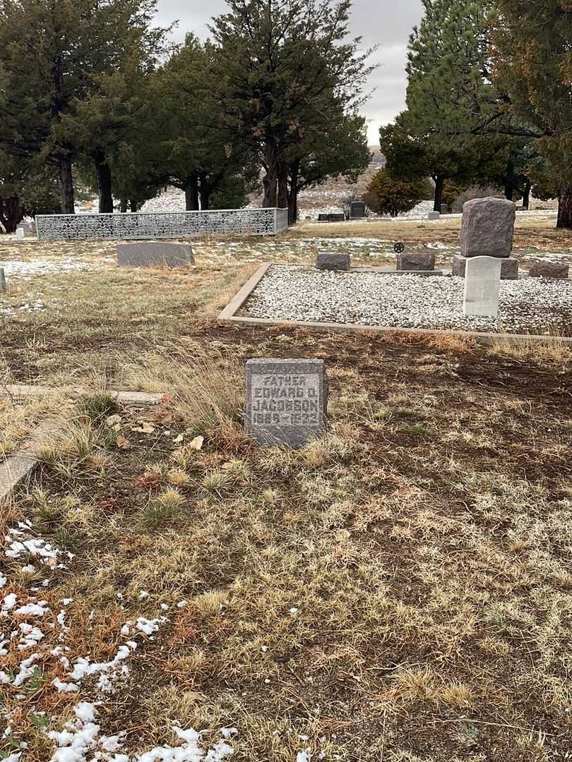 Edward D. Jacobson's grave. Photo 1
