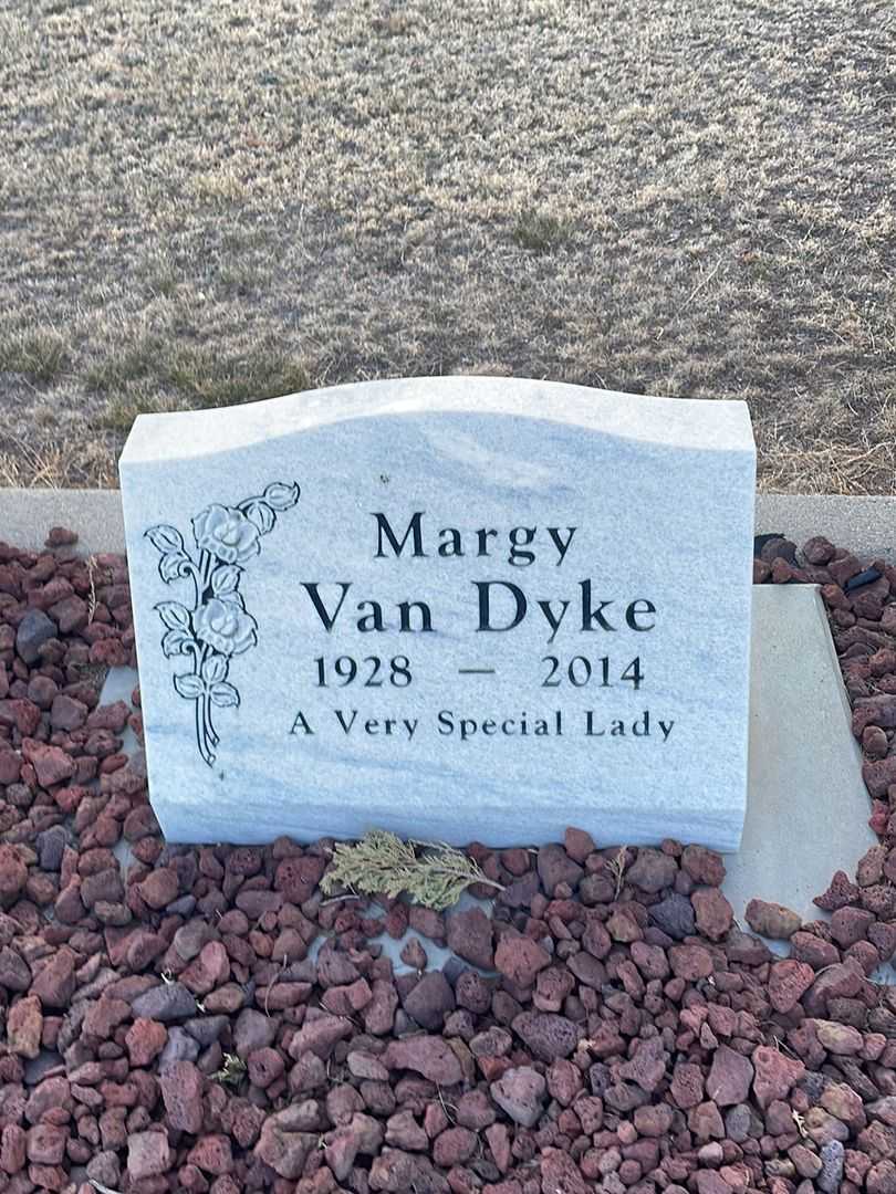 Margy Van Dyke Bradley's grave. Photo 2