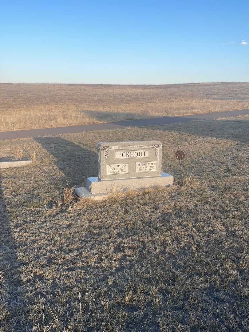 V. Christina Eckhout's grave. Photo 1