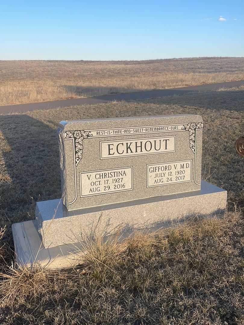 V. Christina Eckhout's grave. Photo 2