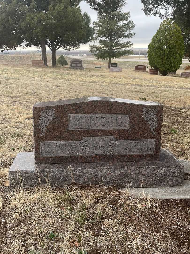 Rose V. Kindig's grave. Photo 2