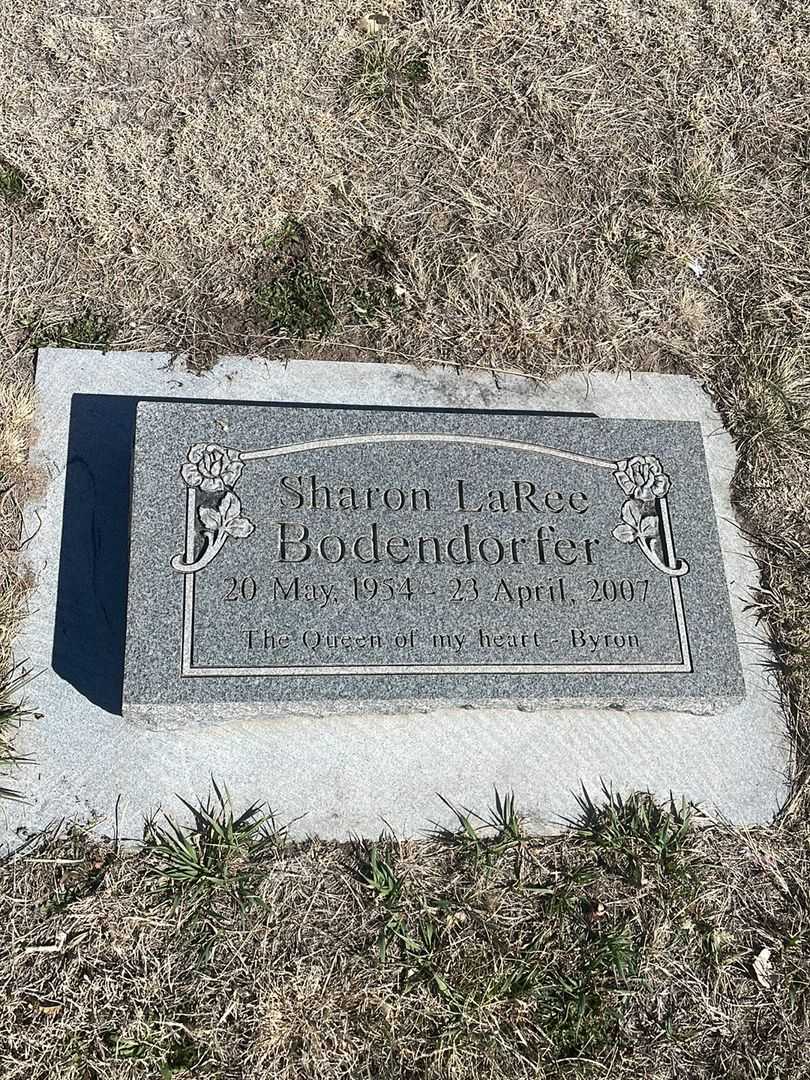 Sharon LaRee Bodendorfer's grave. Photo 2