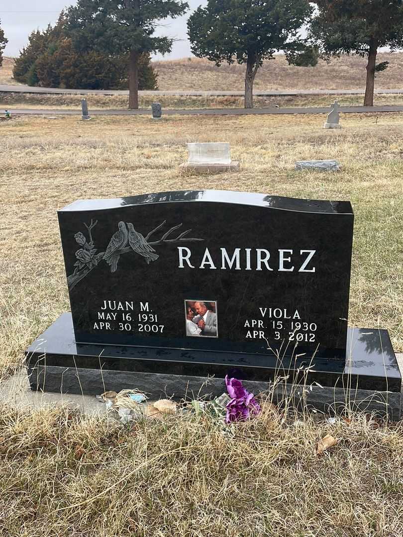 Juan M. Ramirez's grave. Photo 2