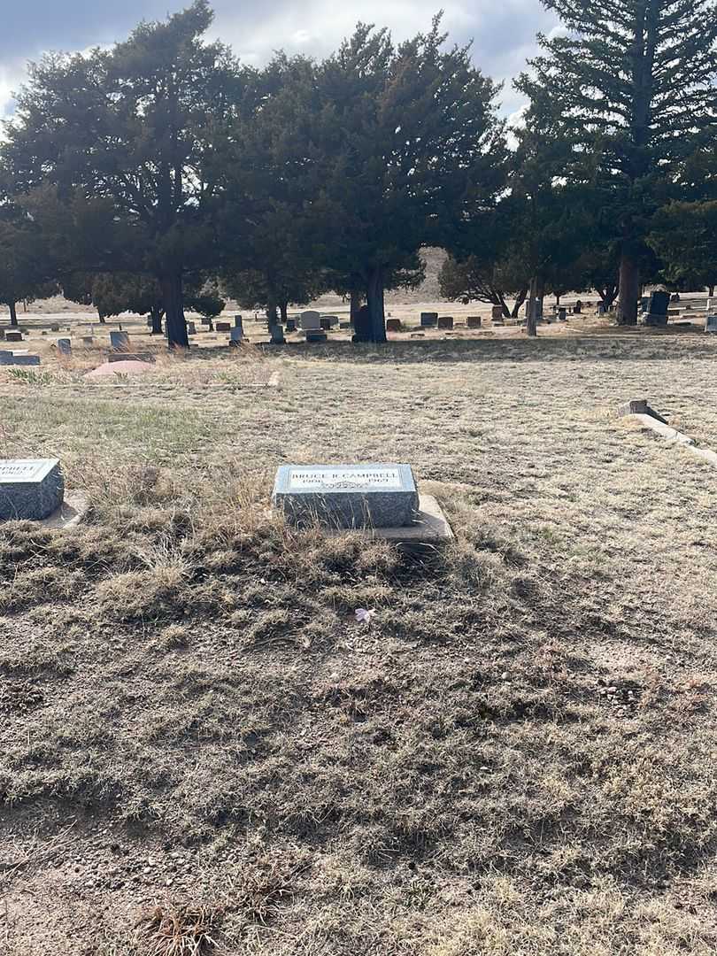 Bruce R. Campbell's grave. Photo 1