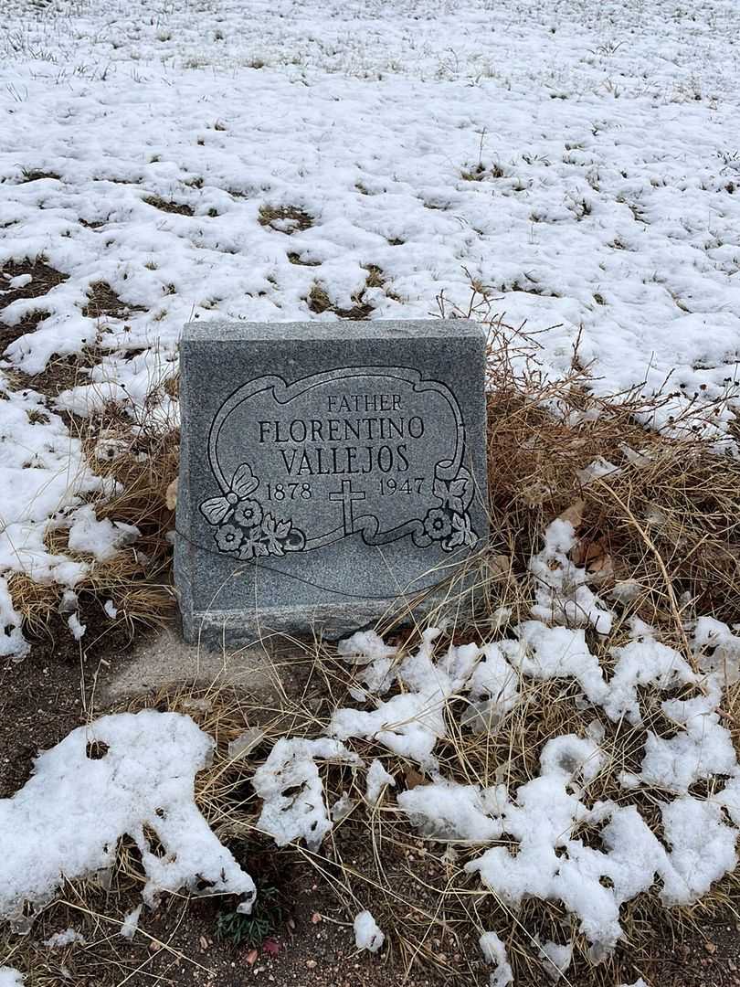 Florentino Vallejos's grave. Photo 2