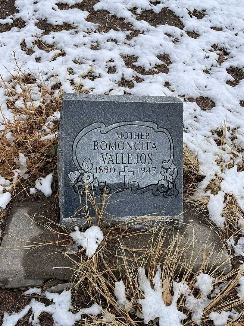 Romoncita Vallejos's grave. Photo 2