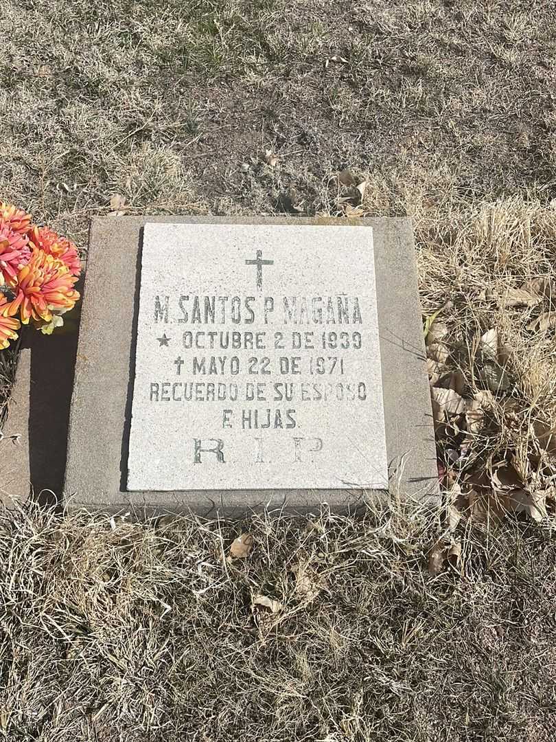 M. Santos P. Magana's grave. Photo 2