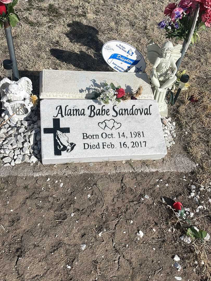 Alaina Babe Sandoval's grave. Photo 2