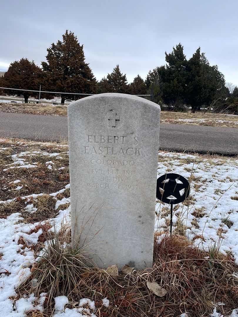 Elbert S. Eastlack's grave. Photo 4