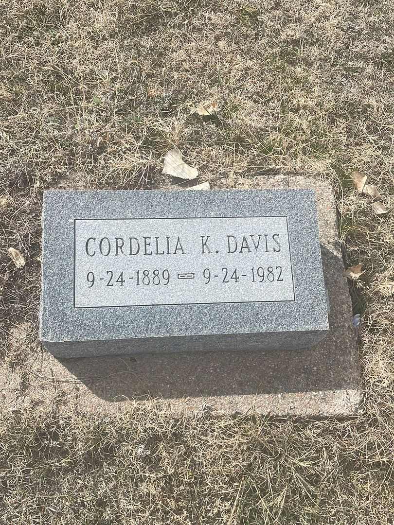 Cordella K. Davis's grave. Photo 3