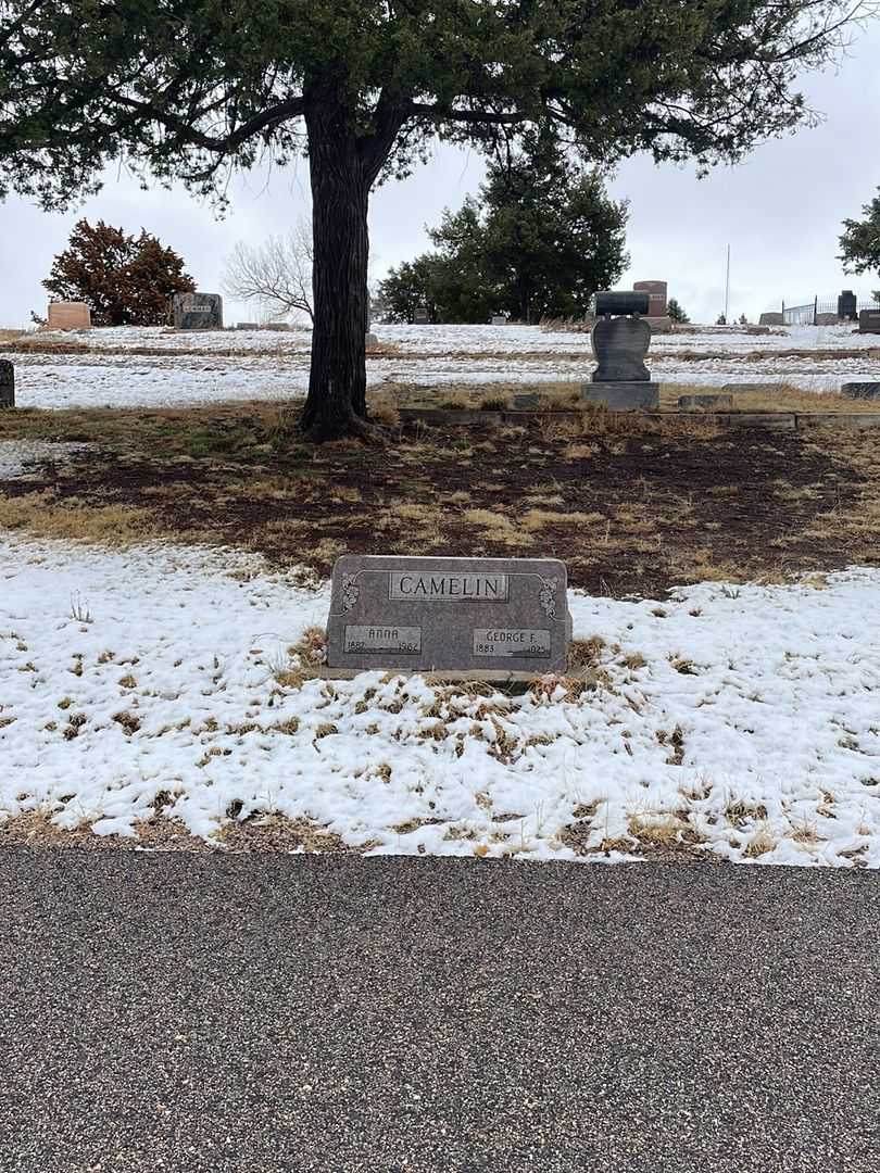 George F. Camelin's grave. Photo 1