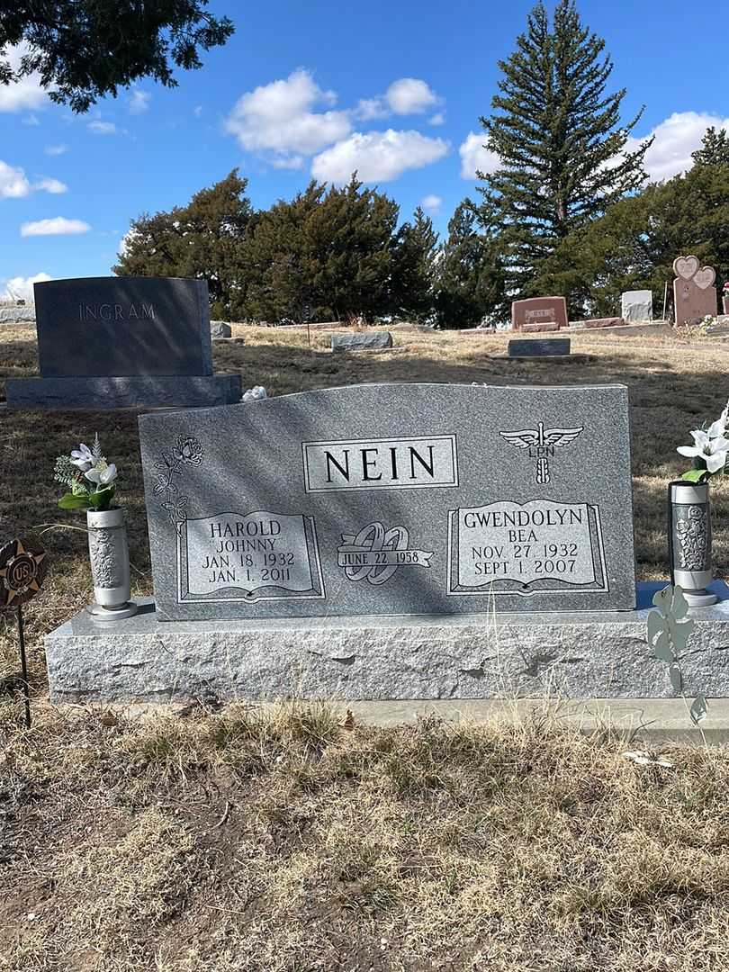 Gwendolyn Bea Nein's grave. Photo 2
