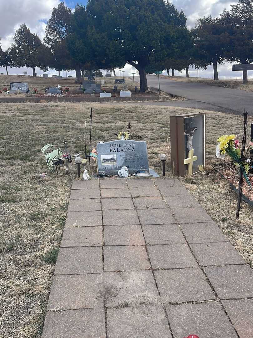 Jesse Lynn Baladez's grave. Photo 1