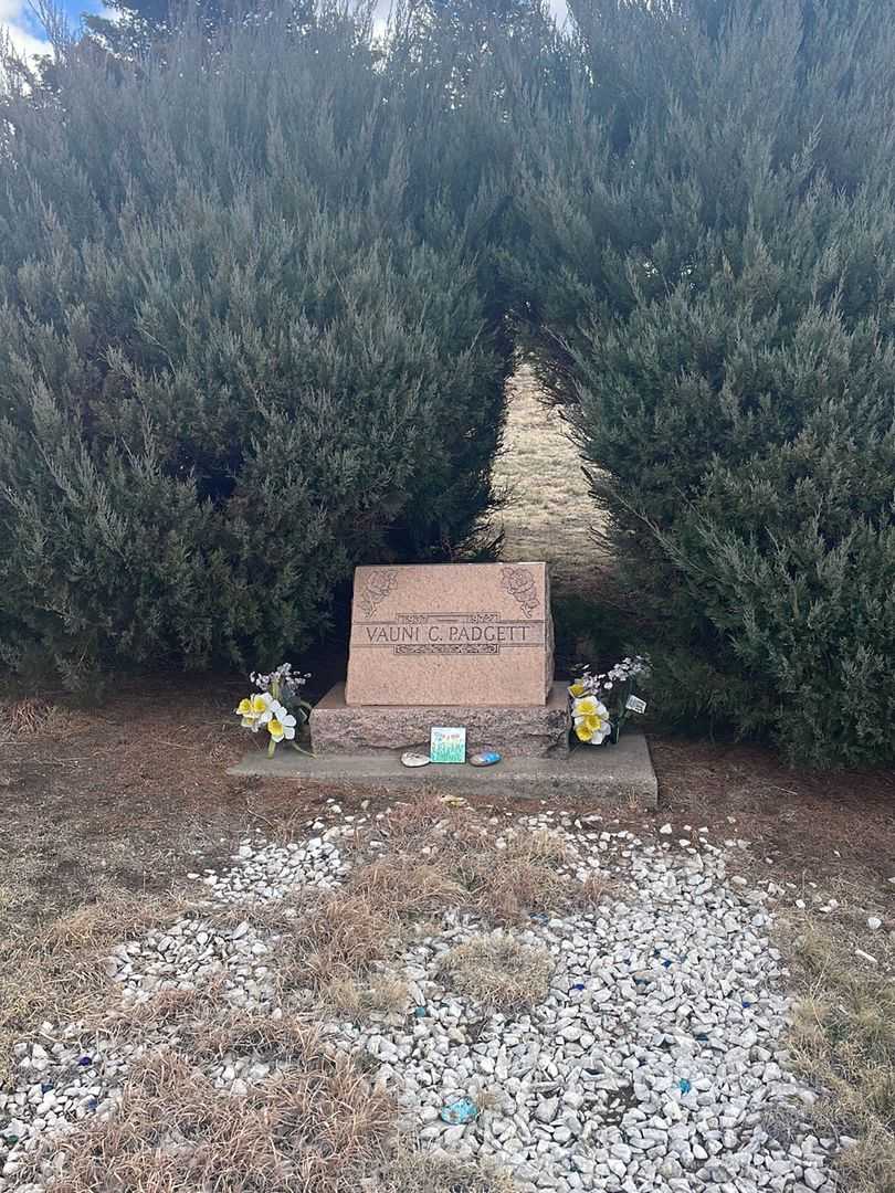 Frederick P. "Rick" Padgett's grave. Photo 2