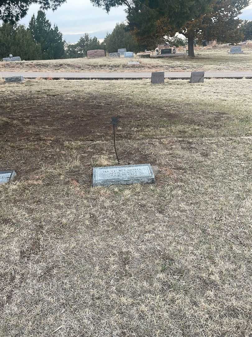 Hazel W. Labaree's grave. Photo 2