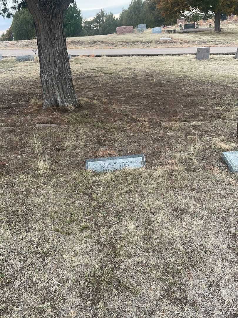 Charles W. Labaree's grave. Photo 2