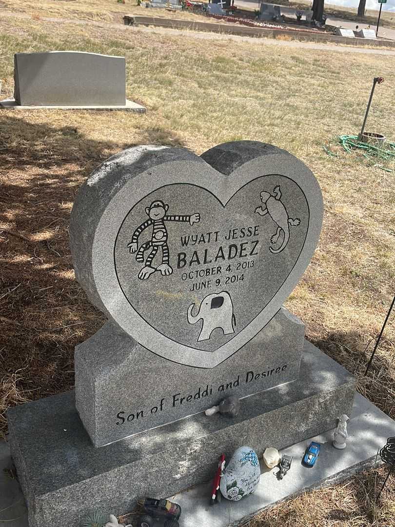 Wyatt Jesse Baladez's grave. Photo 2