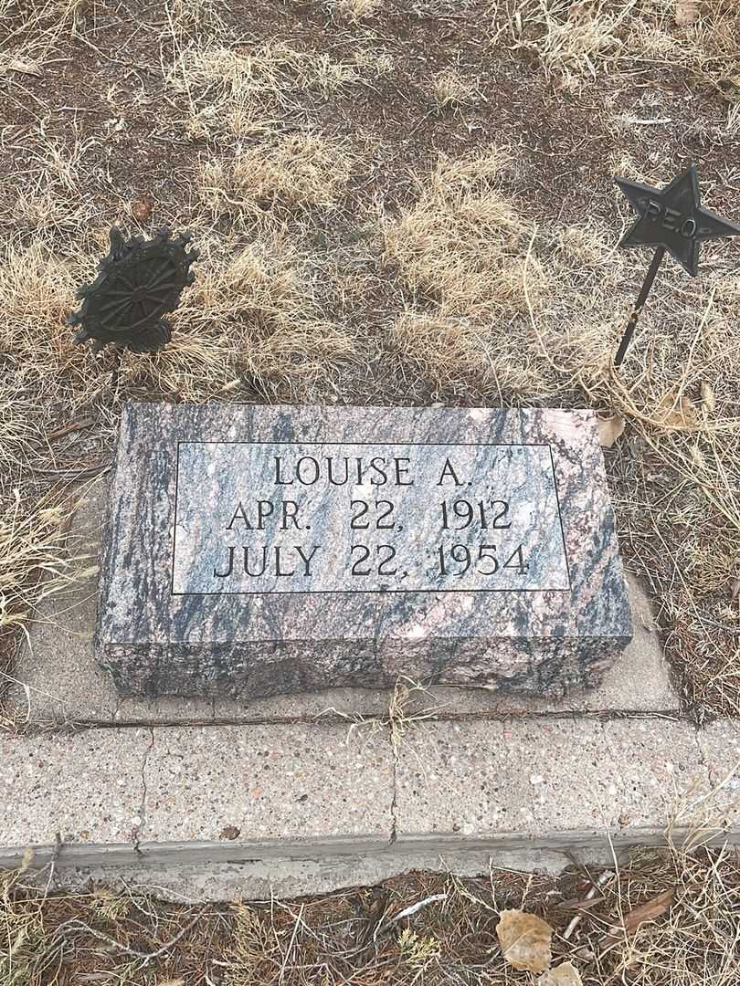 Louise A. Parker's grave. Photo 3