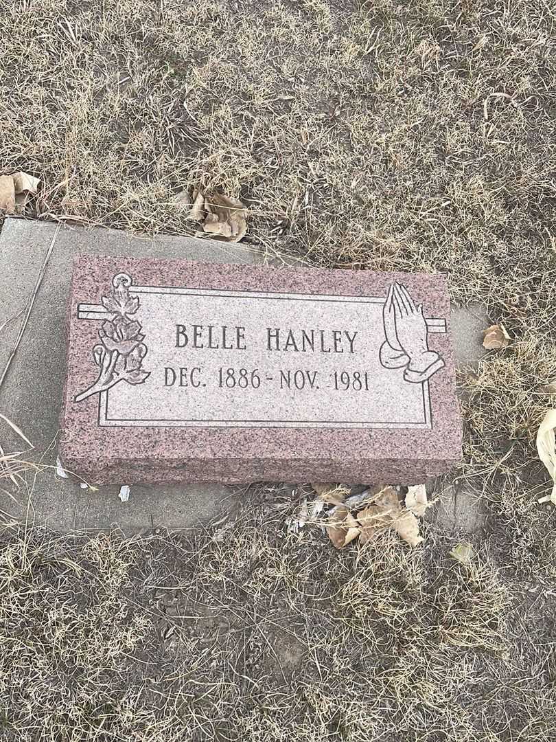Belle Hanley's grave. Photo 2