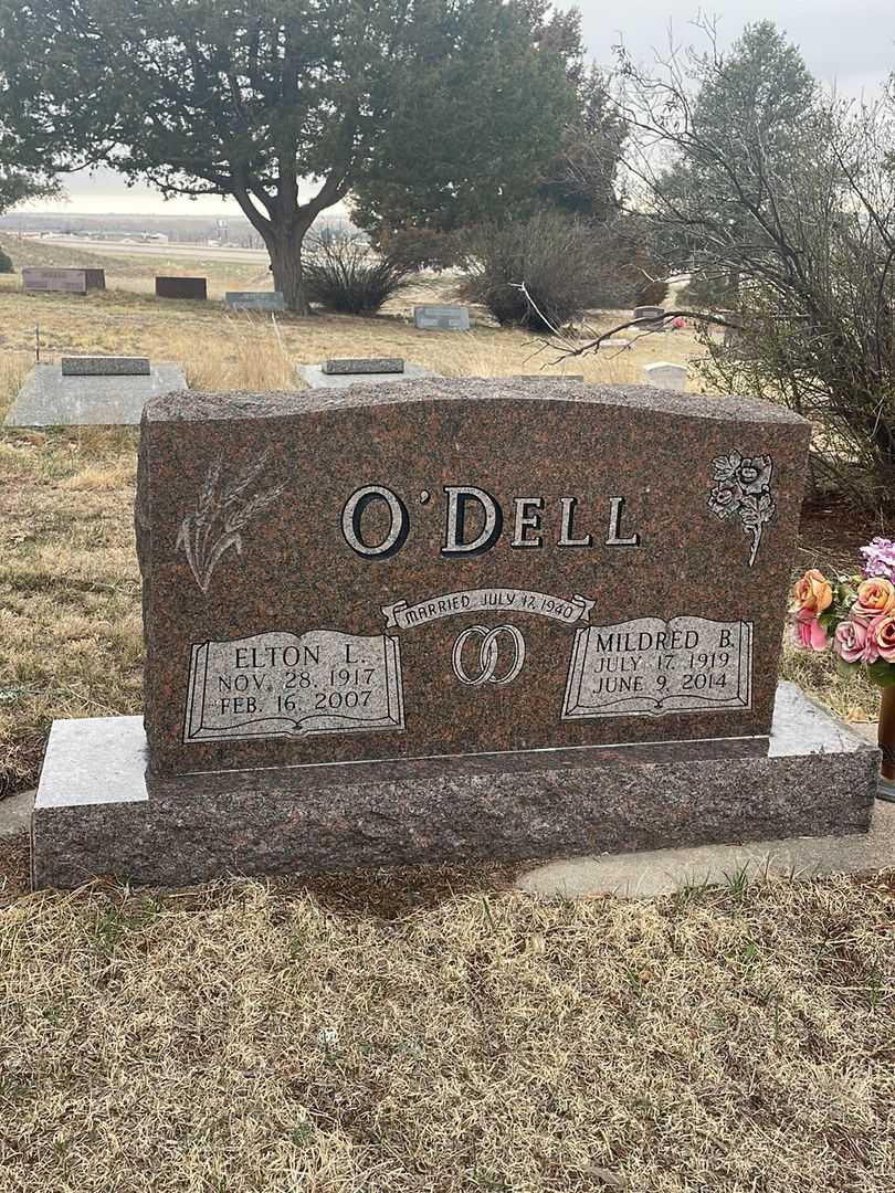 Mildred B. O'Dell's grave. Photo 2