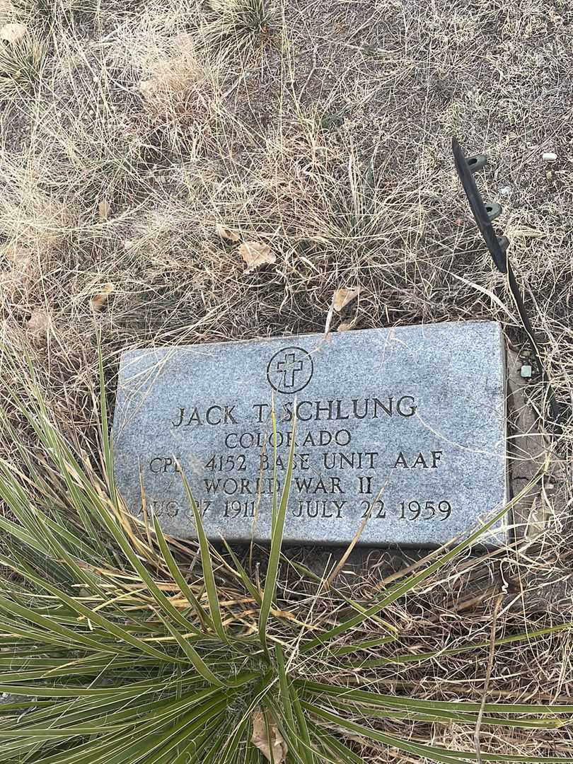 Jack T. Schlung's grave. Photo 2