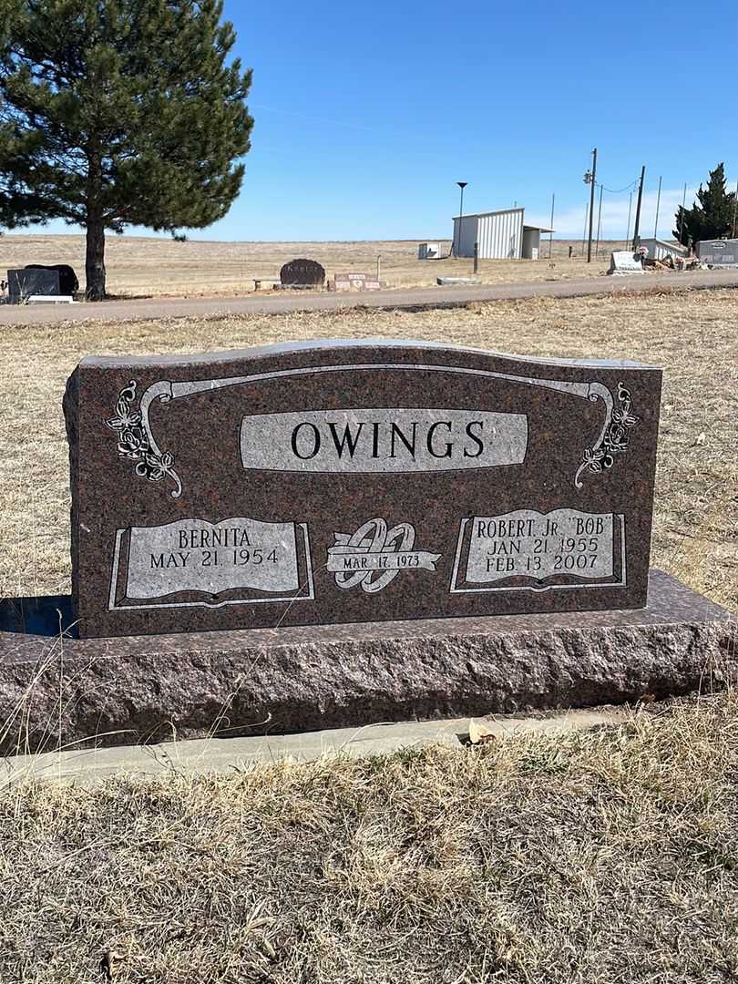 Robert "Bob" Owings Junior's grave. Photo 2