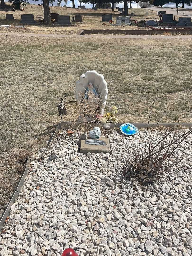 Raymond Baca's grave. Photo 1