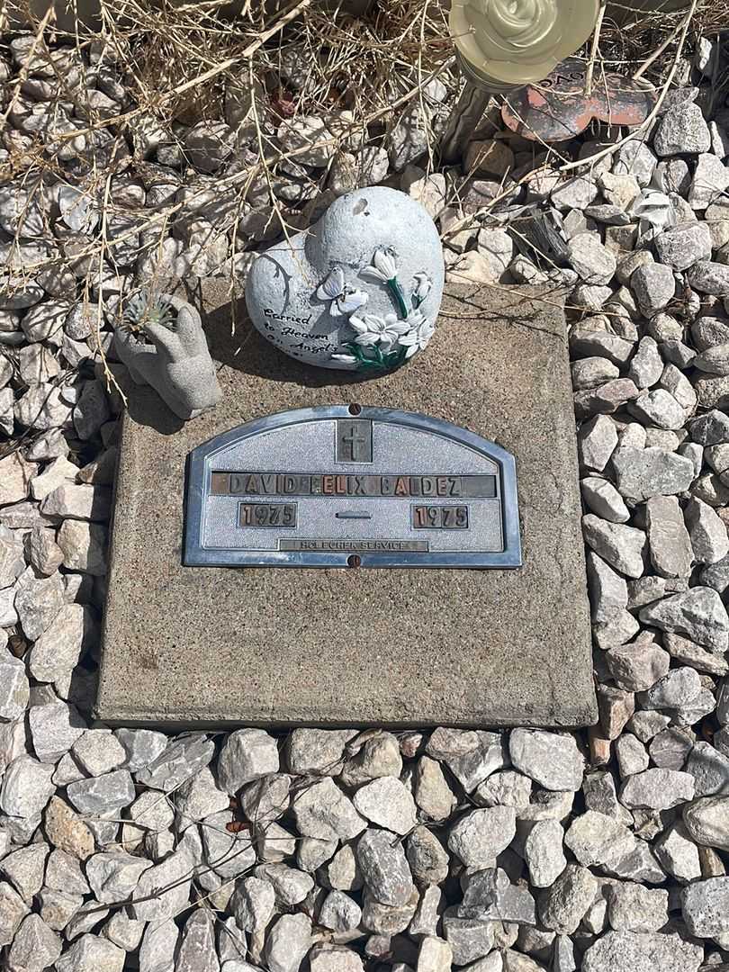 Raymond Baca's grave. Photo 2
